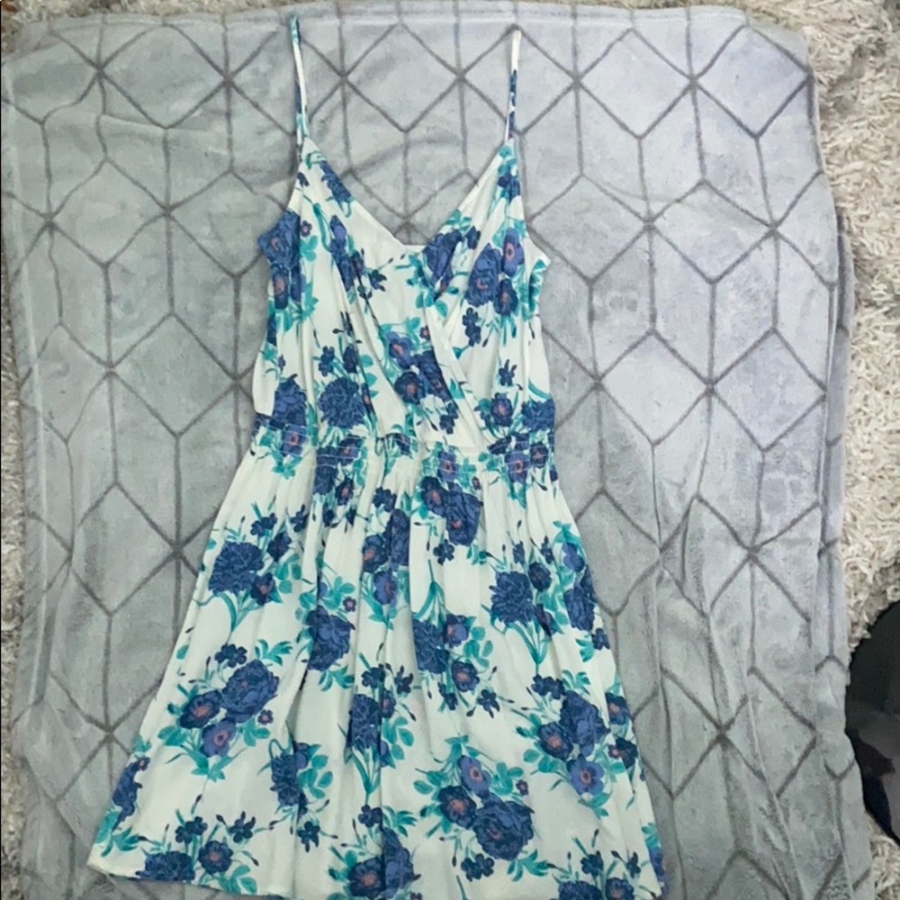 Floral blue and white dress